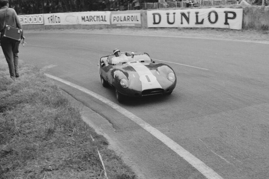 Image 27/28 of Lister Costin (1959)