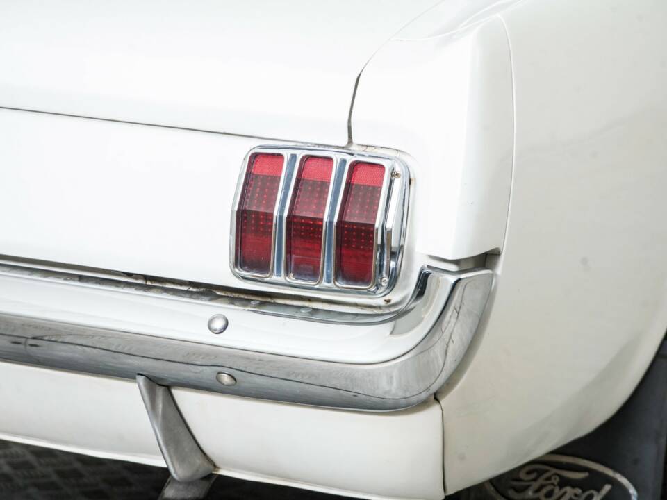 Image 36/50 de Ford Mustang 289 (1900)