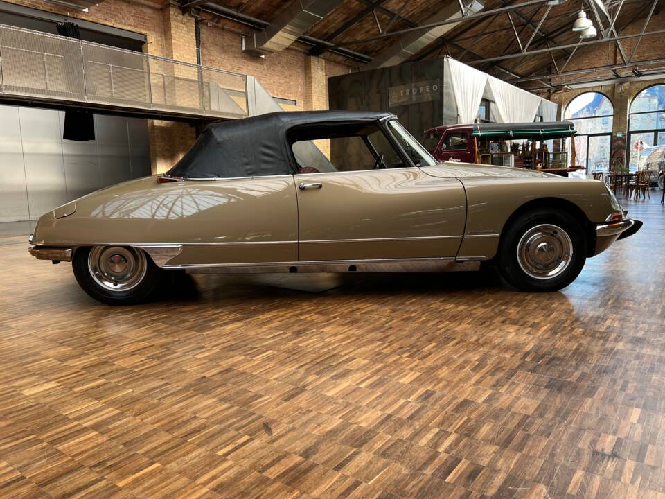 Imagen 15/31 de Citroën DS 21 Usine (1970)