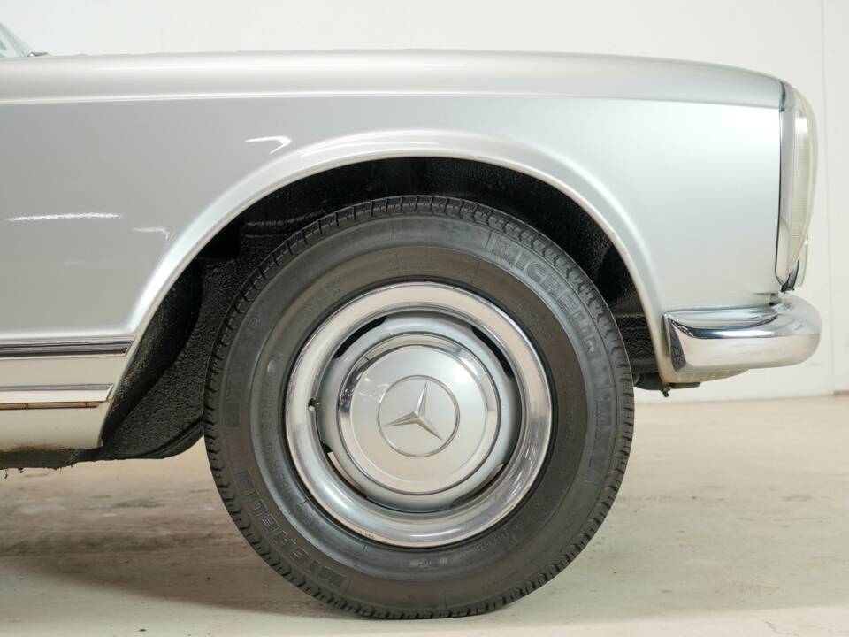 Bild 23/36 von Mercedes-Benz 230 SL (1966)