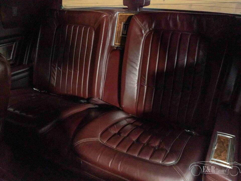 Image 16/19 de Oldsmobile Toronado (1985)