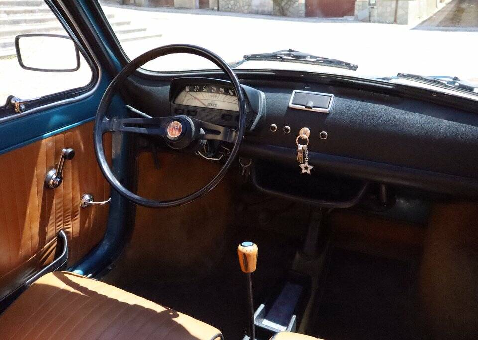 Bild 2/8 von FIAT 500 L (1970)