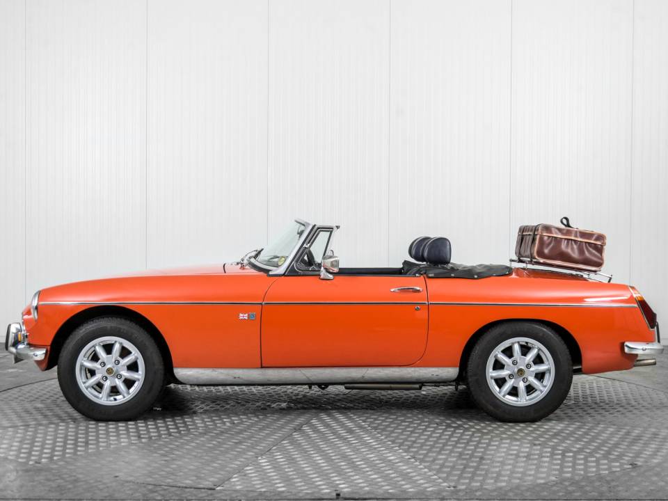 Image 9/50 de MG MGB (1972)