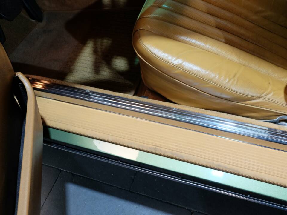 Bild 8/29 von Mercedes-Benz 500 SLC (1980)