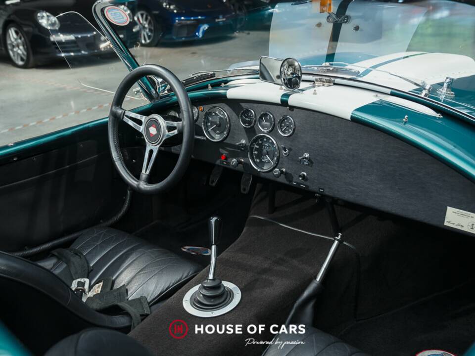 Imagen 18/25 de AC Cobra 427 (1965)