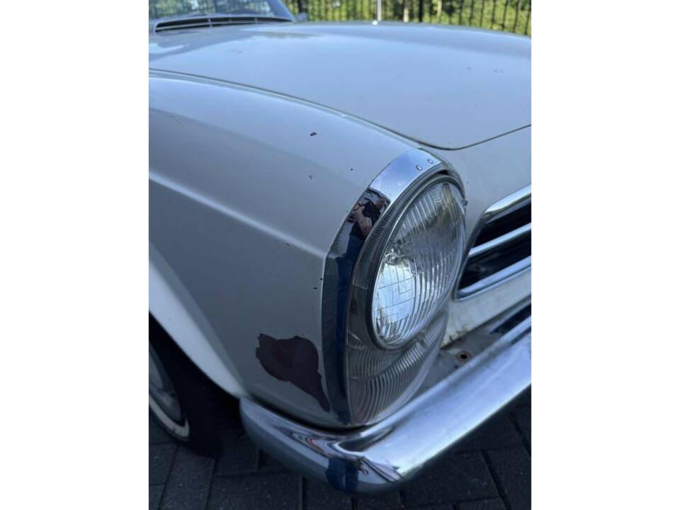 Image 12/50 de Mercedes-Benz 230 SL (1967)