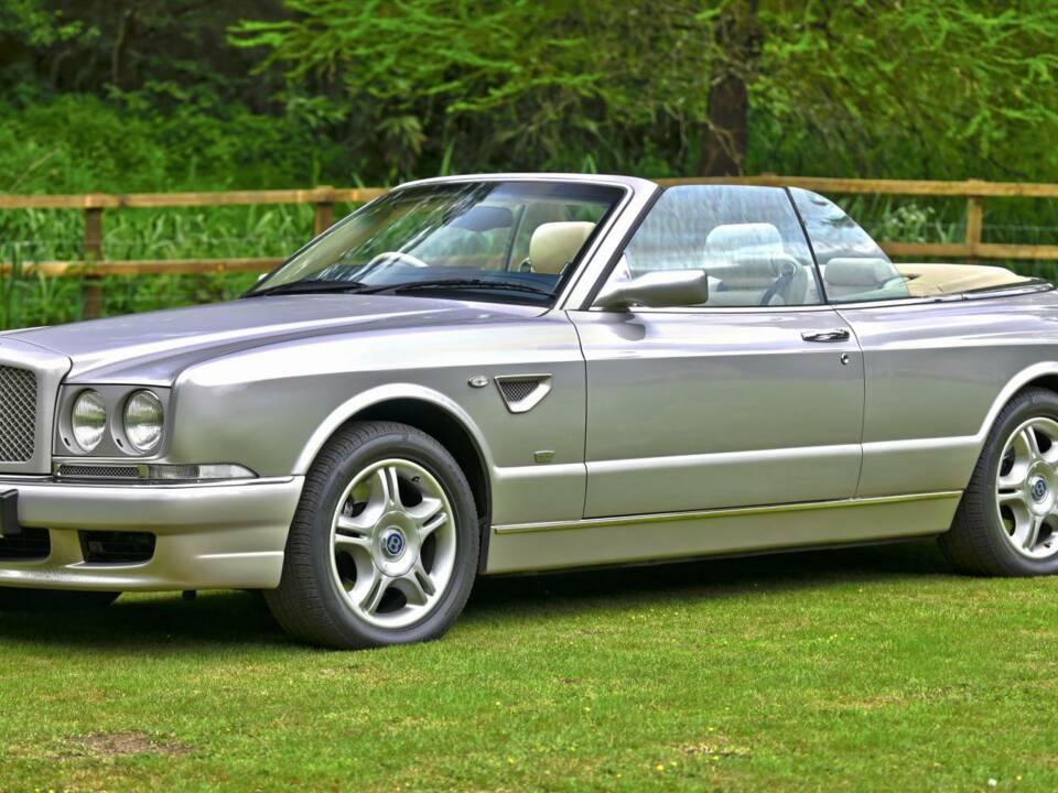Bild 3/50 von Bentley Azure (2003)