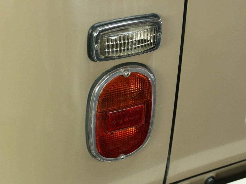 Immagine 43/50 di Volkswagen T2a Westfalia (1969)