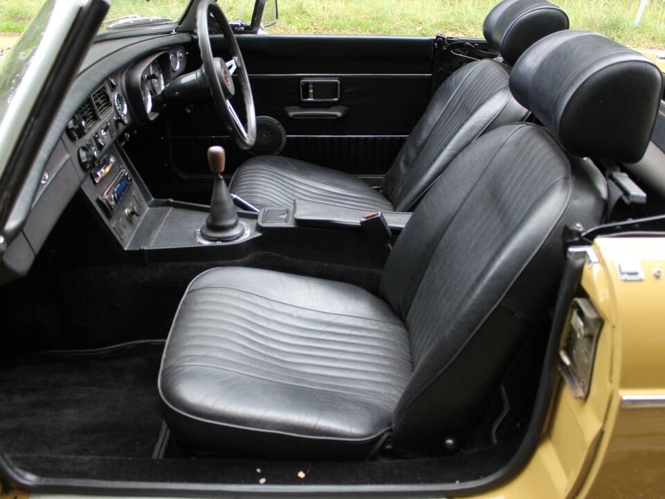 Immagine 12/16 di MG MGB (1972)
