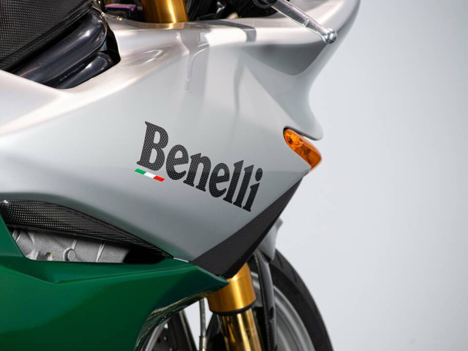 Bild 35/50 von Benelli DUMMY (2002)