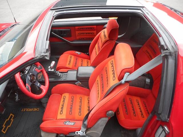 Immagine 21/22 di Chevrolet Camaro Z28 (1983)