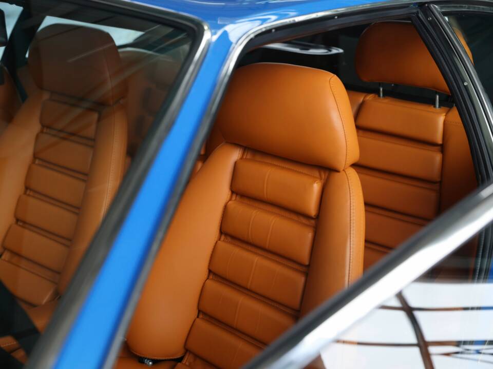 Bild 28/50 von Lamborghini Urraco P 250 (1973)
