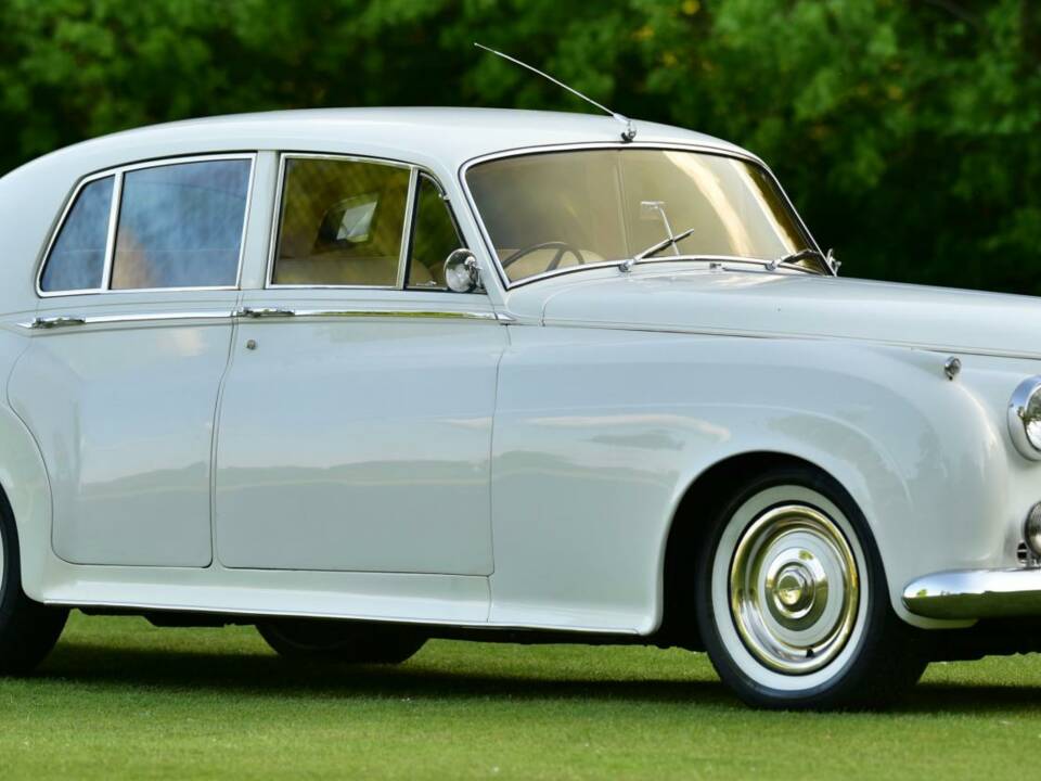 Bild 32/50 von Bentley S 2 (1961)