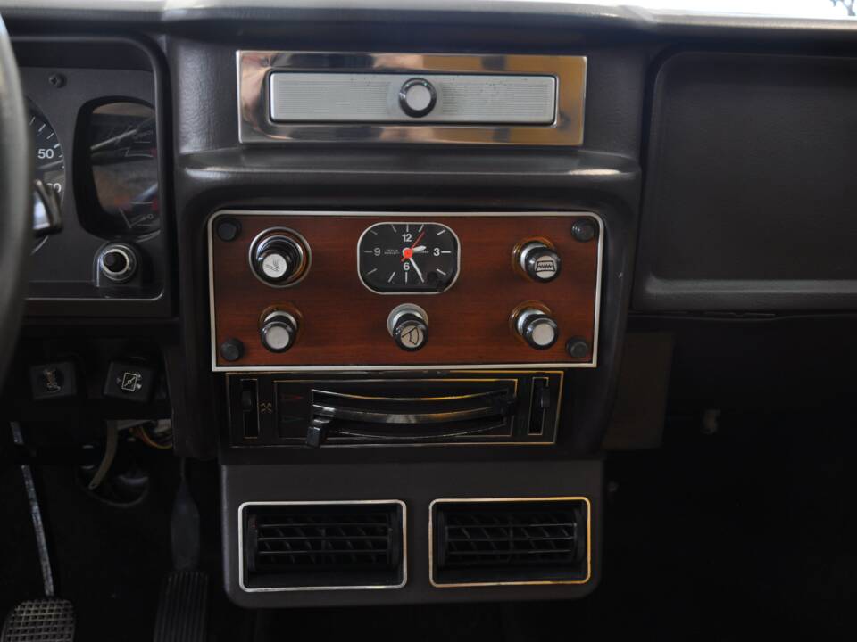 Image 30/37 of Lancia Beta HPE 1600 (1975)
