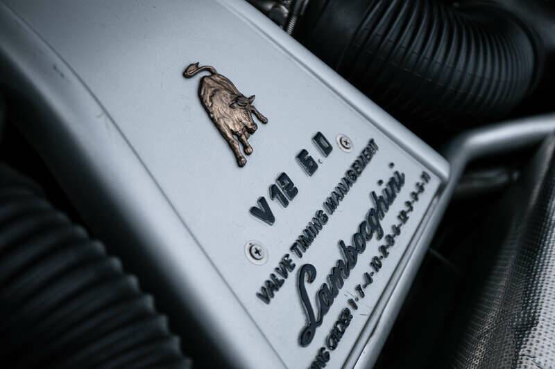 Image 15/43 of Lamborghini Diablo VT 6.0 (2000)