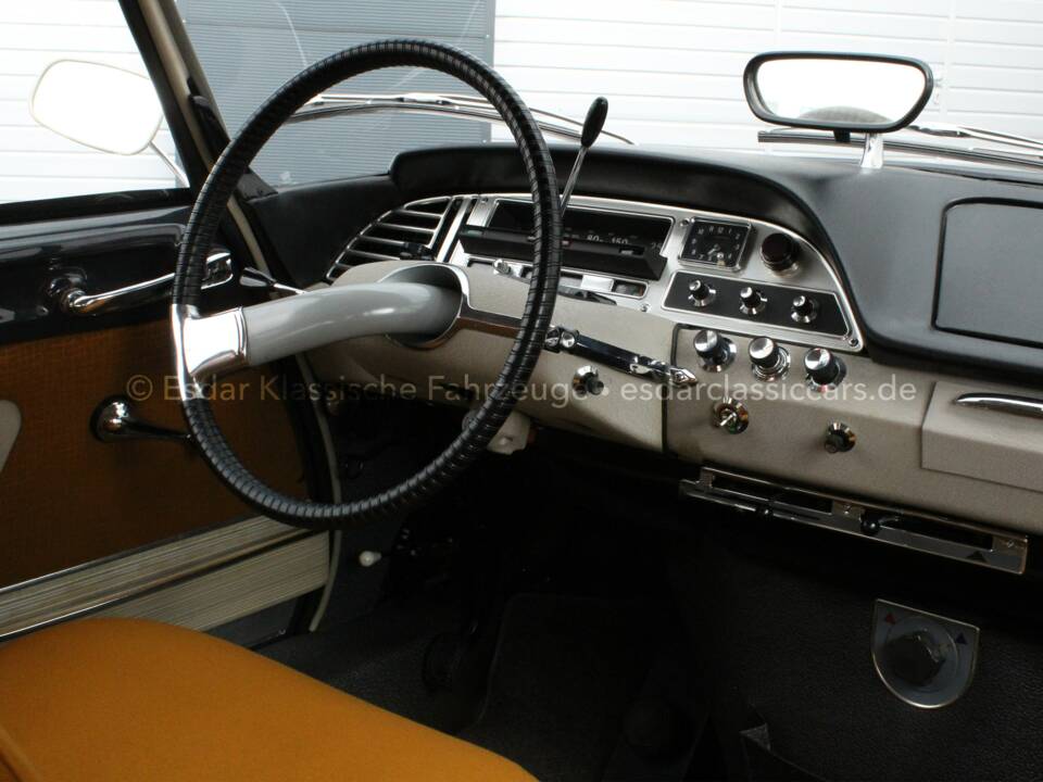 Immagine 17/35 di Citroën DS 21 (1968)