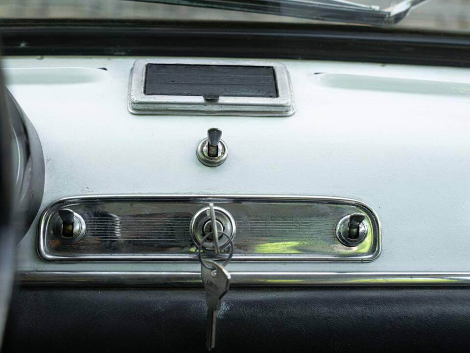 Immagine 30/50 di Abarth Fiat 850 TC (1963)