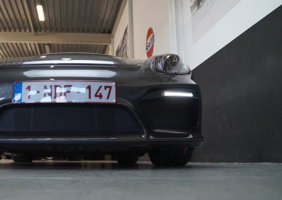 Image 29/50 of Porsche Boxster Spyder (2016)