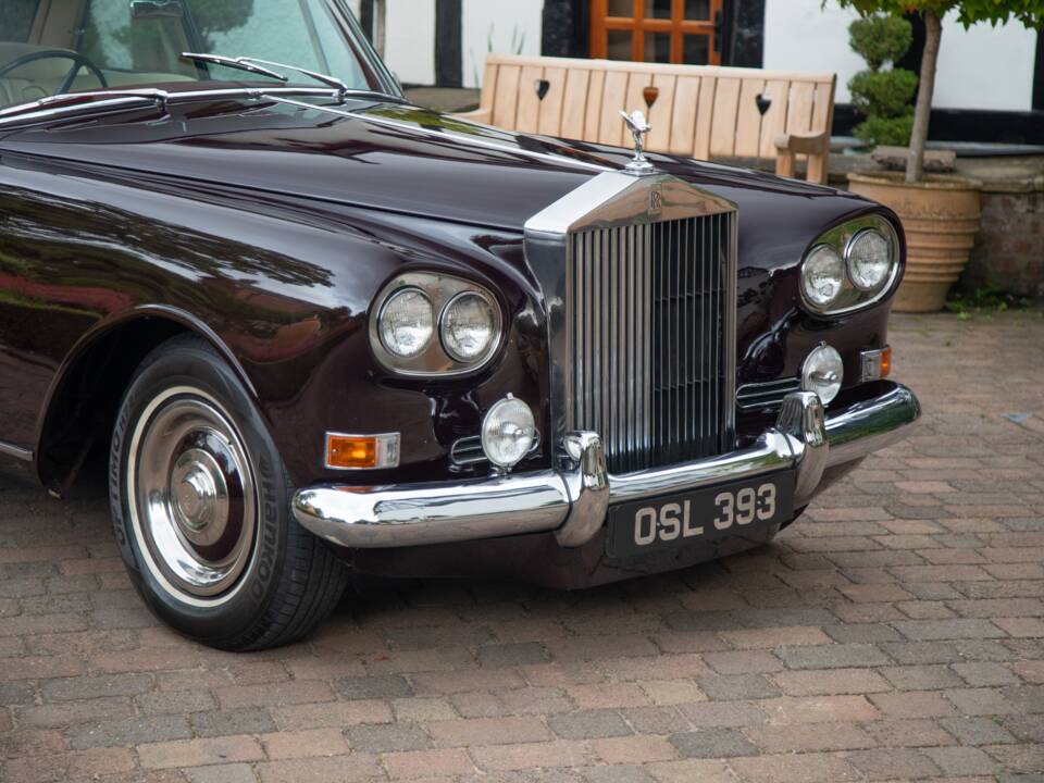 Image 15/50 of Rolls-Royce Silver Cloud III (1964)