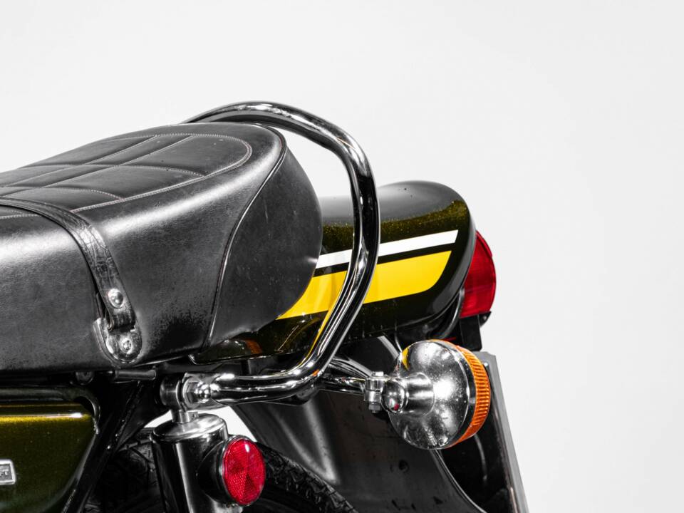 Image 28/50 de Kawasaki DUMMY (1975)