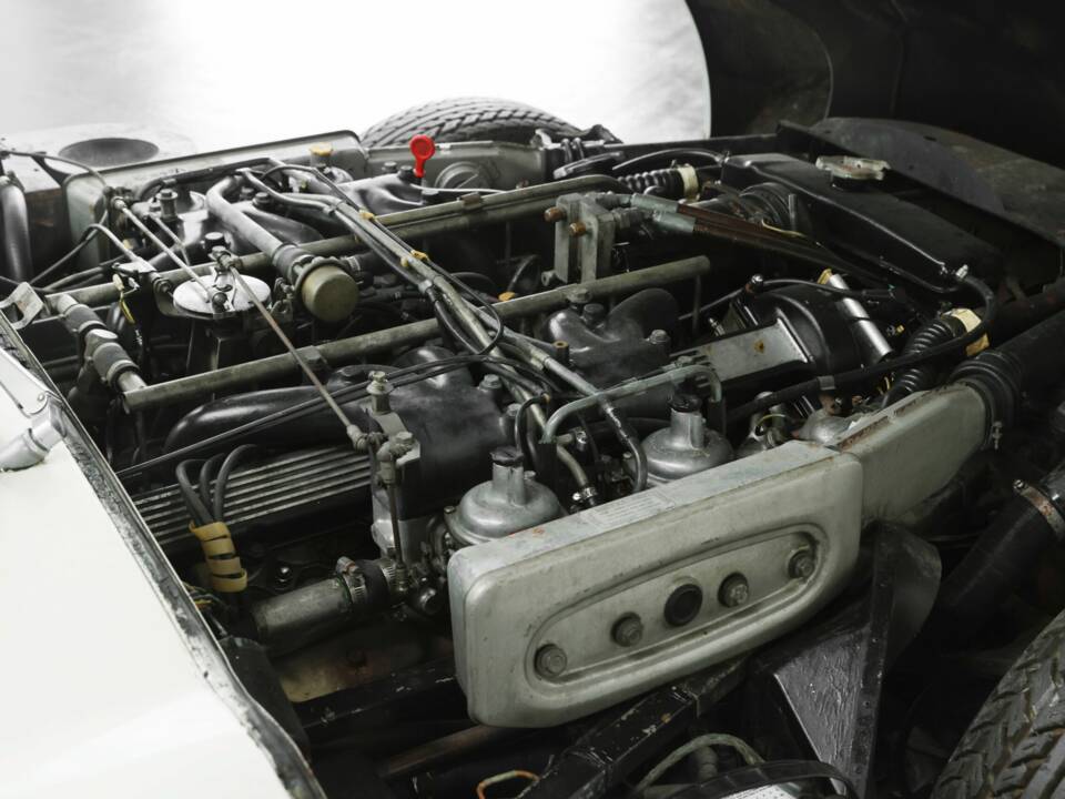 Bild 29/40 von Jaguar E-Type V12 (1972)