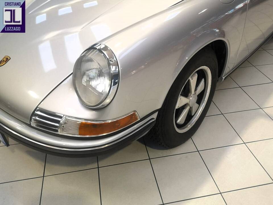 Immagine 13/50 di Porsche 911 2.2 E (1971)