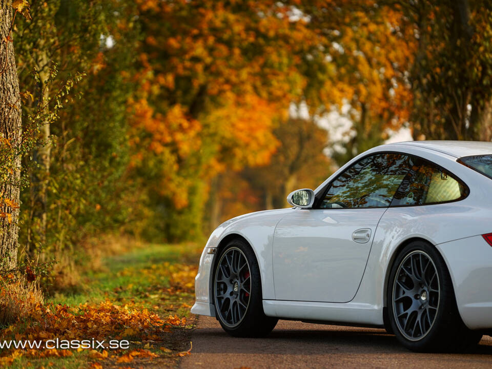 Image 10/25 of Porsche 911 Carrera S (2005)