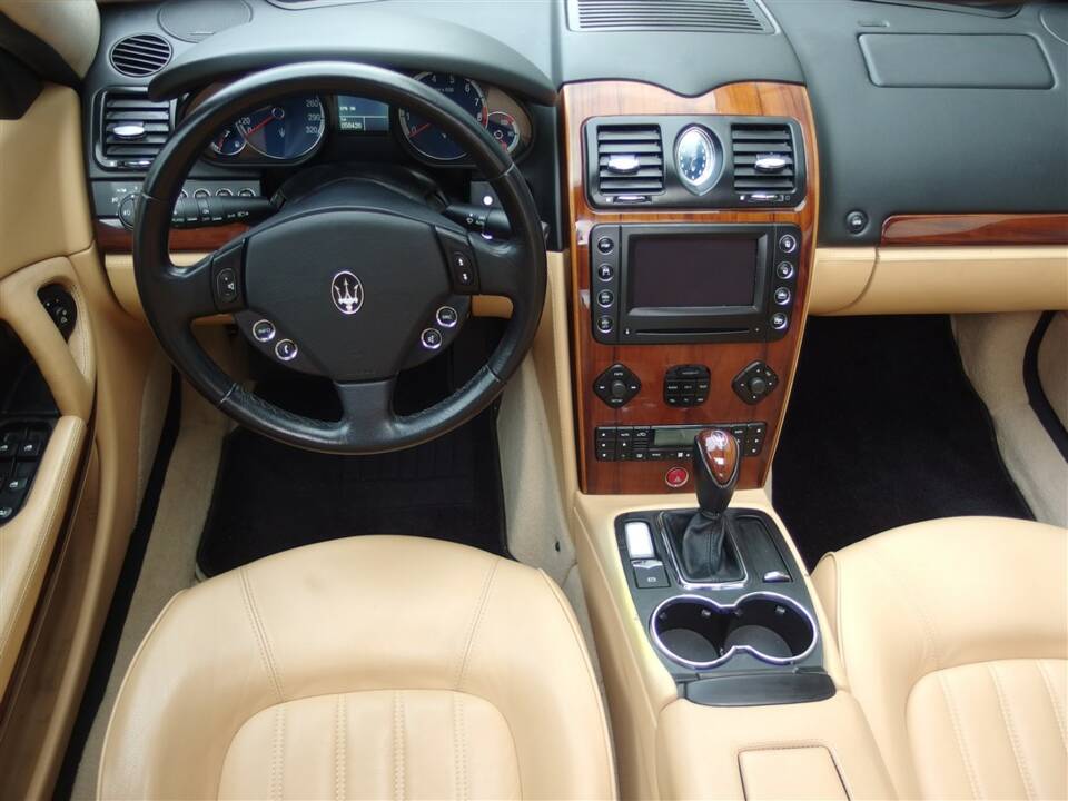 Bild 48/95 von Maserati Quattroporte 4.2 (2007)