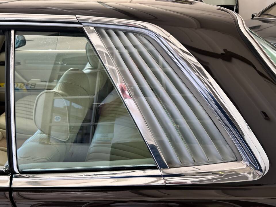 Image 13/29 de Mercedes-Benz 450 SLC (1983)