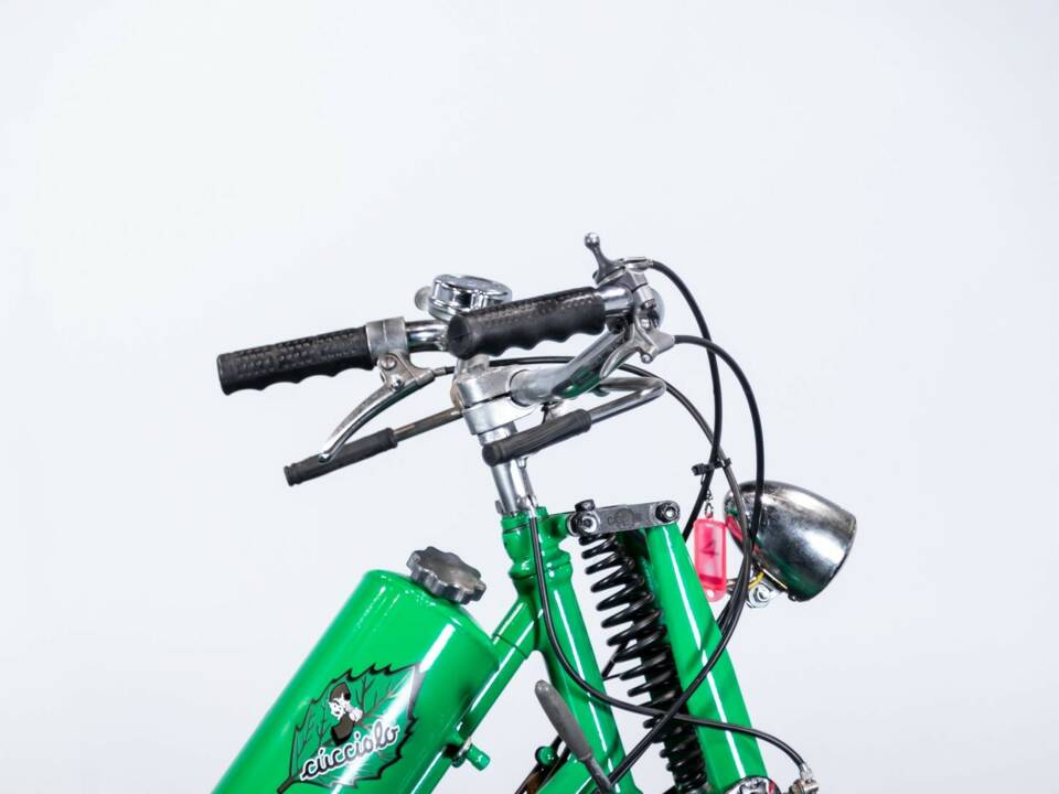 Image 14/47 of Ducati Cucciolo (1948)