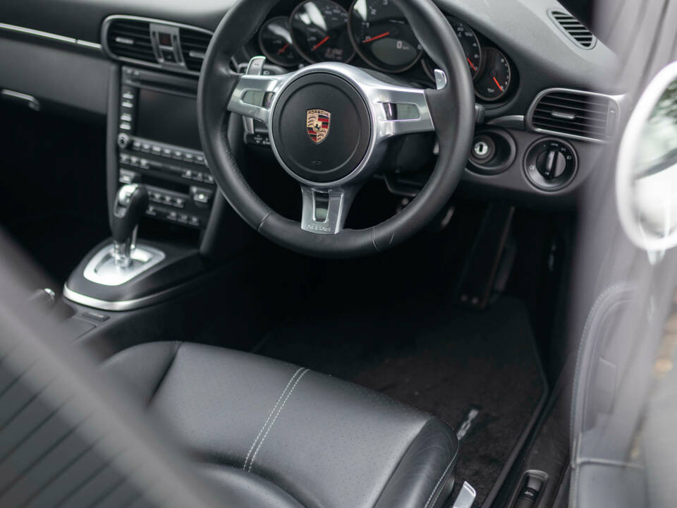 Bild 28/38 von Porsche 911 Carrera GTS (2011)