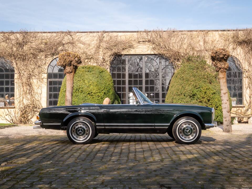 Image 20/30 de Mercedes-Benz 250 SL (1967)