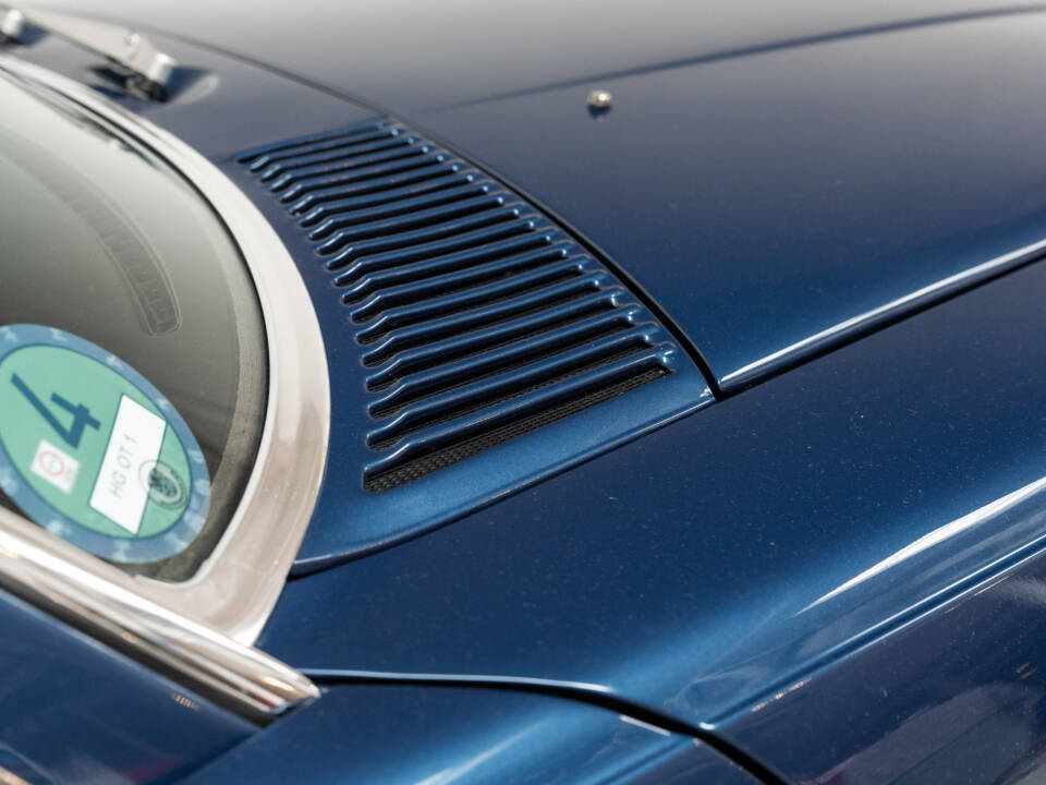 Image 30/40 of Mercedes-Benz 300 SL (1987)