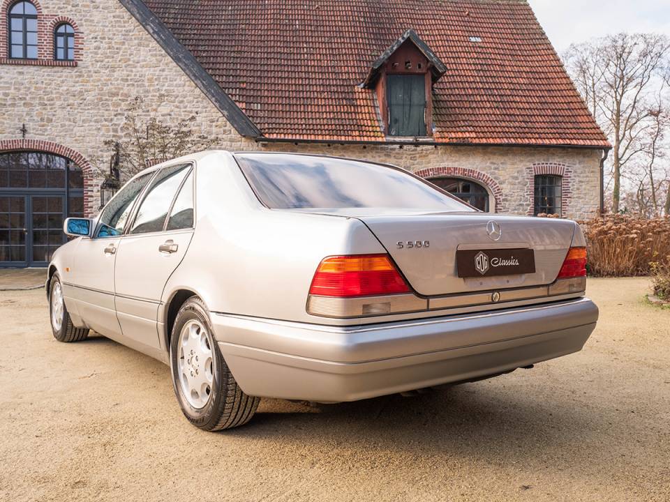 Bild 6/45 von Mercedes-Benz S 500 (1995)