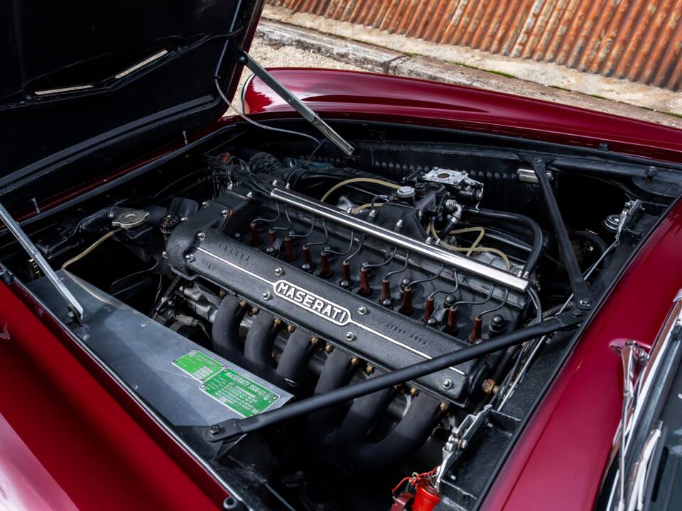 Image 37/51 of Maserati 3500 GTI Spyder Vignale (1963)