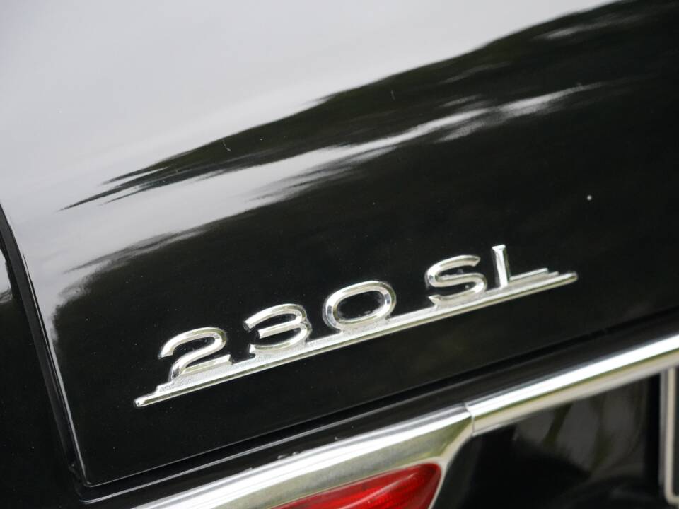Image 11/12 of Mercedes-Benz 230 SL (1964)