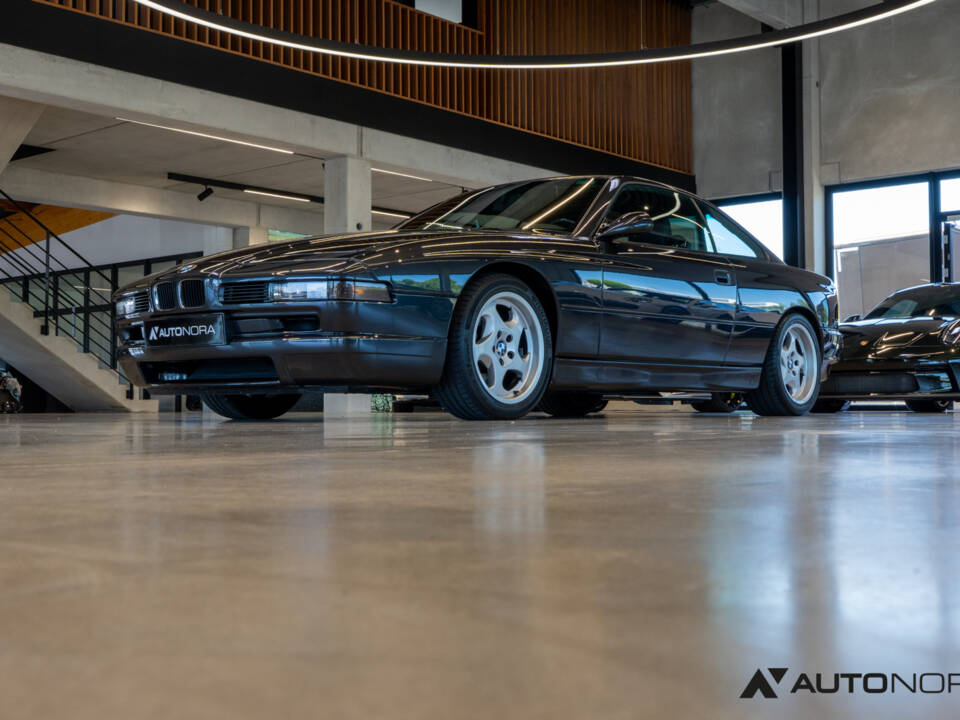 Image 23/46 of BMW 850CSi (1993)