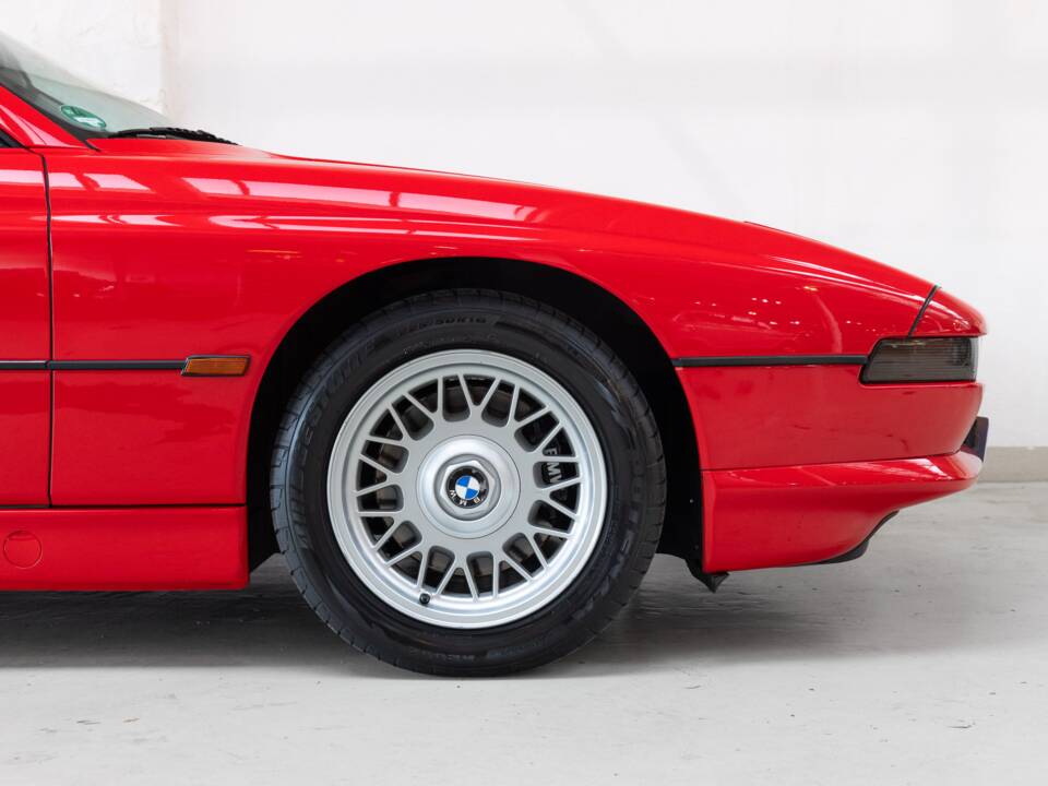 Image 19/24 of BMW 840Ci (1994)