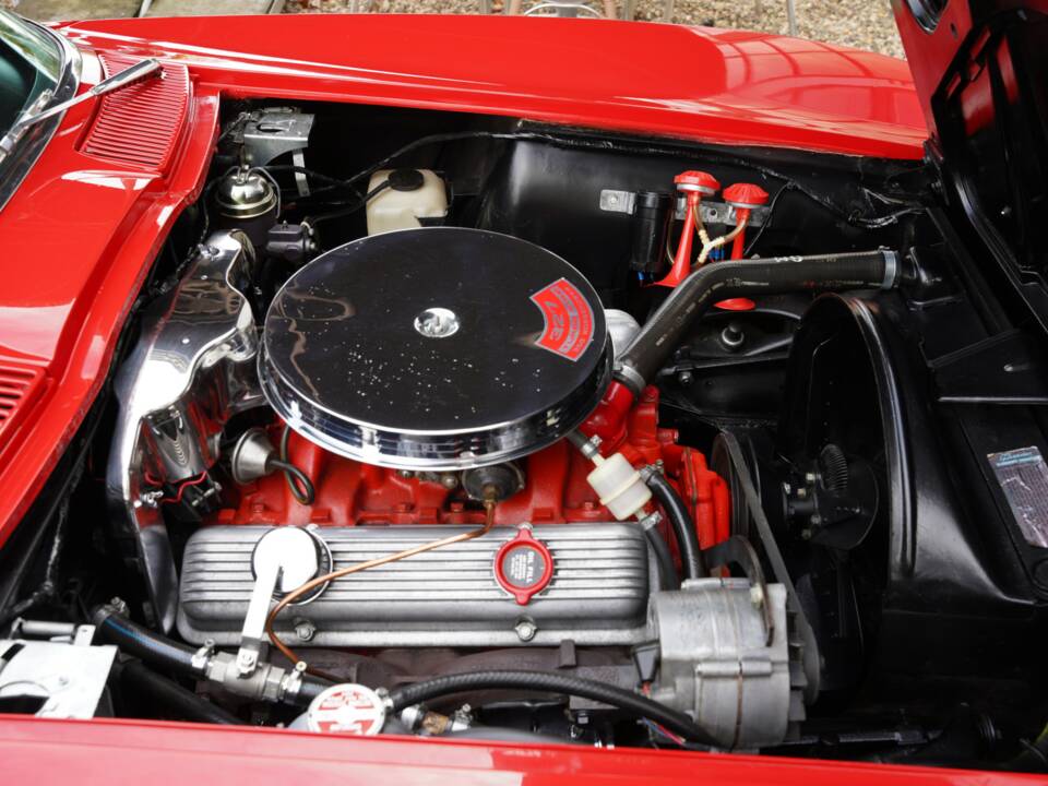 Image 18/50 of Chevrolet Corvette Sting Ray (1963)
