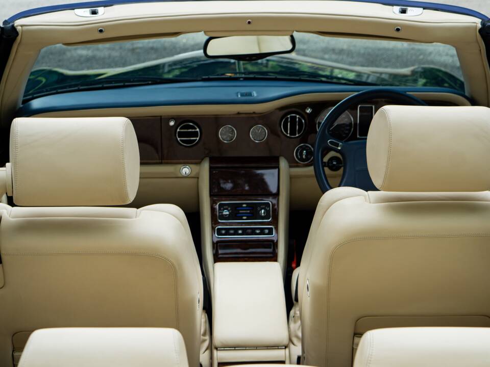 Bild 12/50 von Rolls-Royce Corniche V (2001)