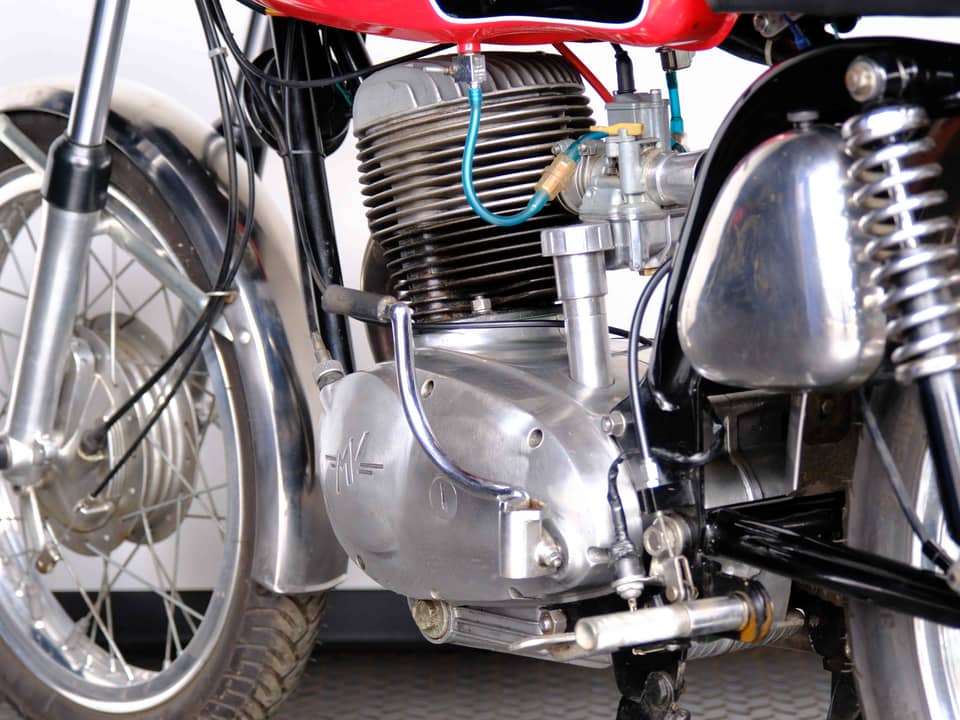 Afbeelding 45/58 van MV Agusta 125 GT (1969)