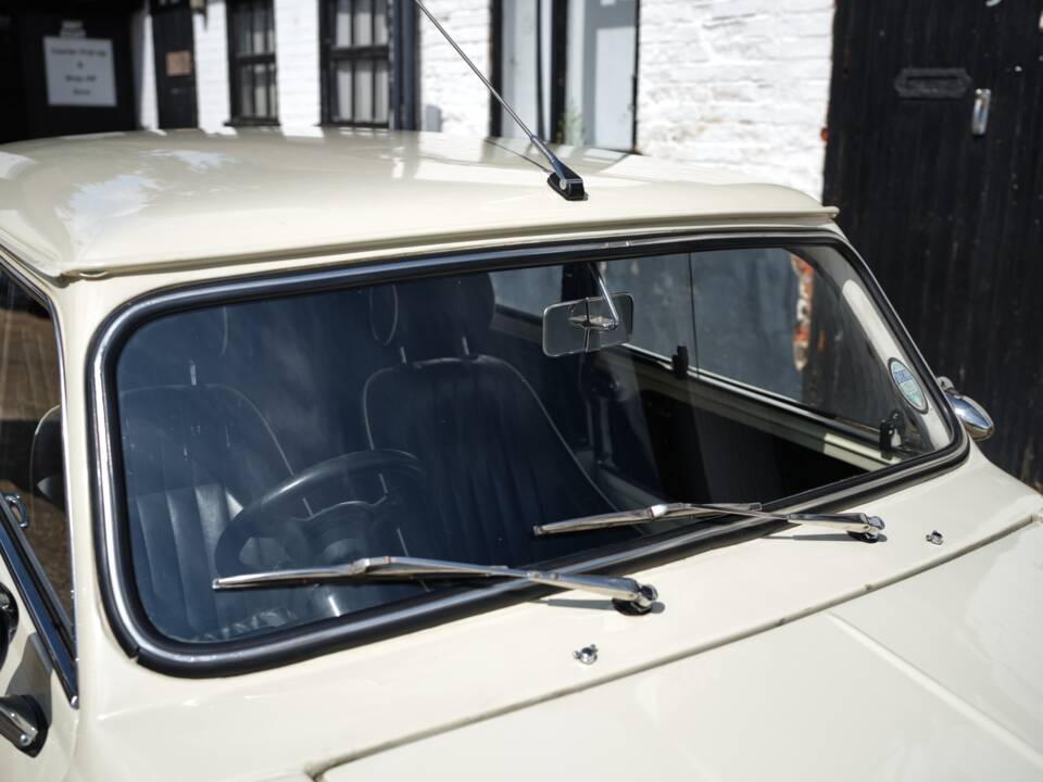 Image 29/50 of Austin Mini Cooper 850 (1968)