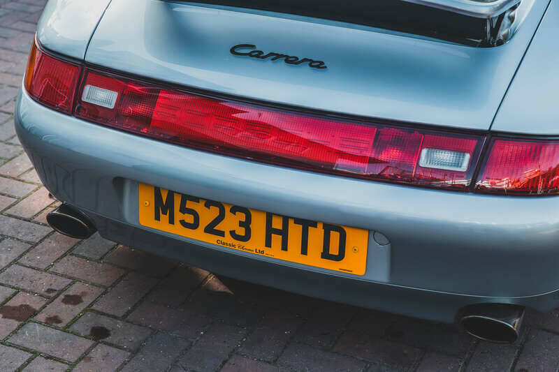 Image 29/50 of Porsche 911 Carrera (1994)