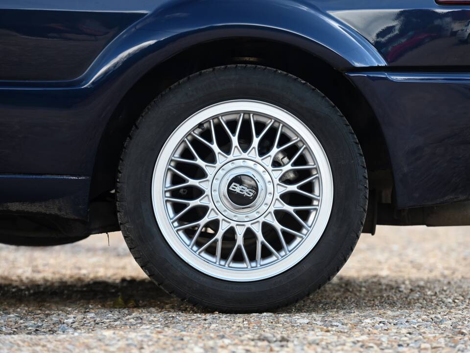 Bild 15/17 von Volkswagen Corrado G60 1.8 (1991)