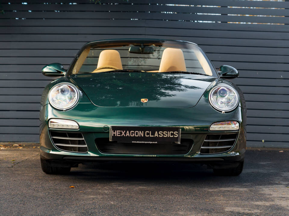 Image 14/53 of Porsche 911 Carrera 4S (2010)