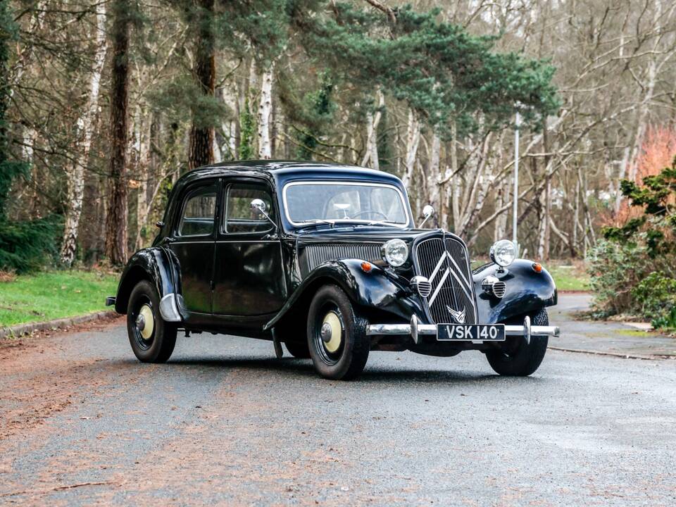 Immagine 17/37 di Citroën Traction Avant 11 BL (1955)