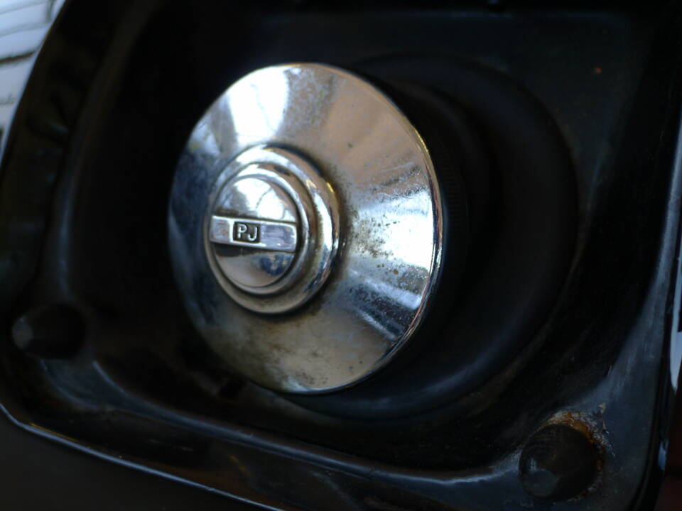 Bild 22/50 von Peugeot 203 C (1955)