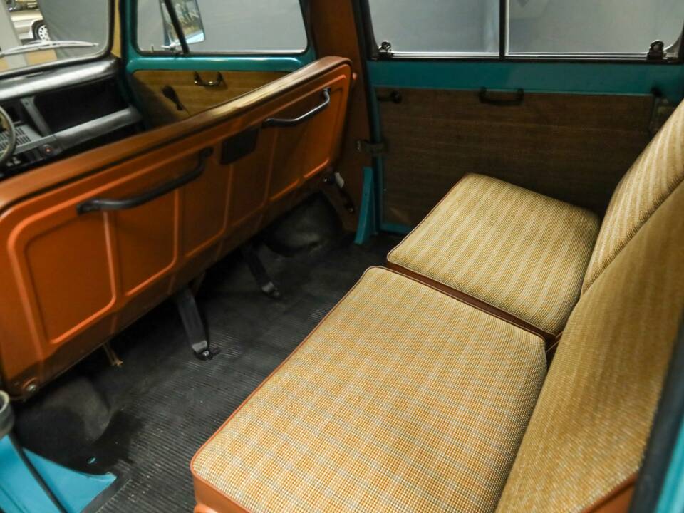 Image 27/50 of FIAT 900E (1980)