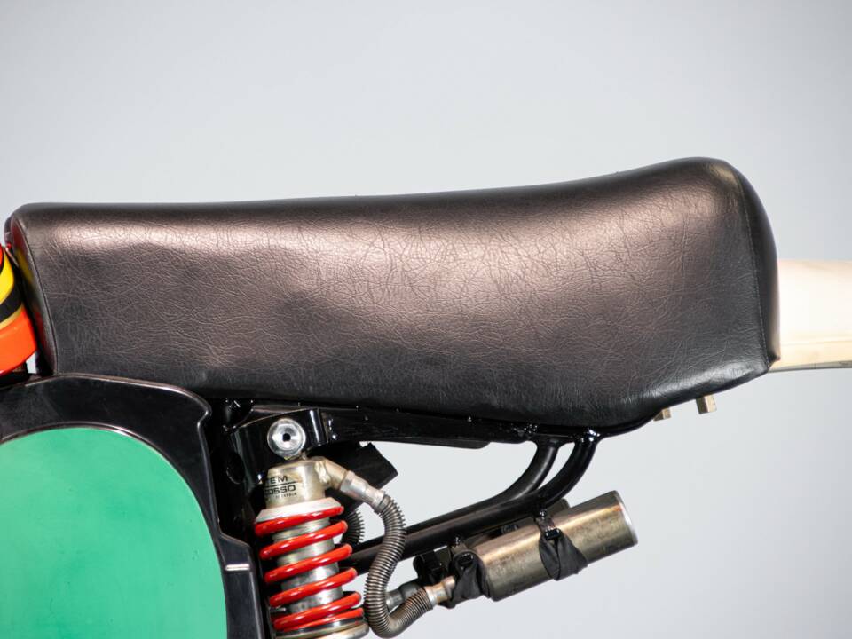 Afbeelding 11/49 van Montesa DUMMY (1975)