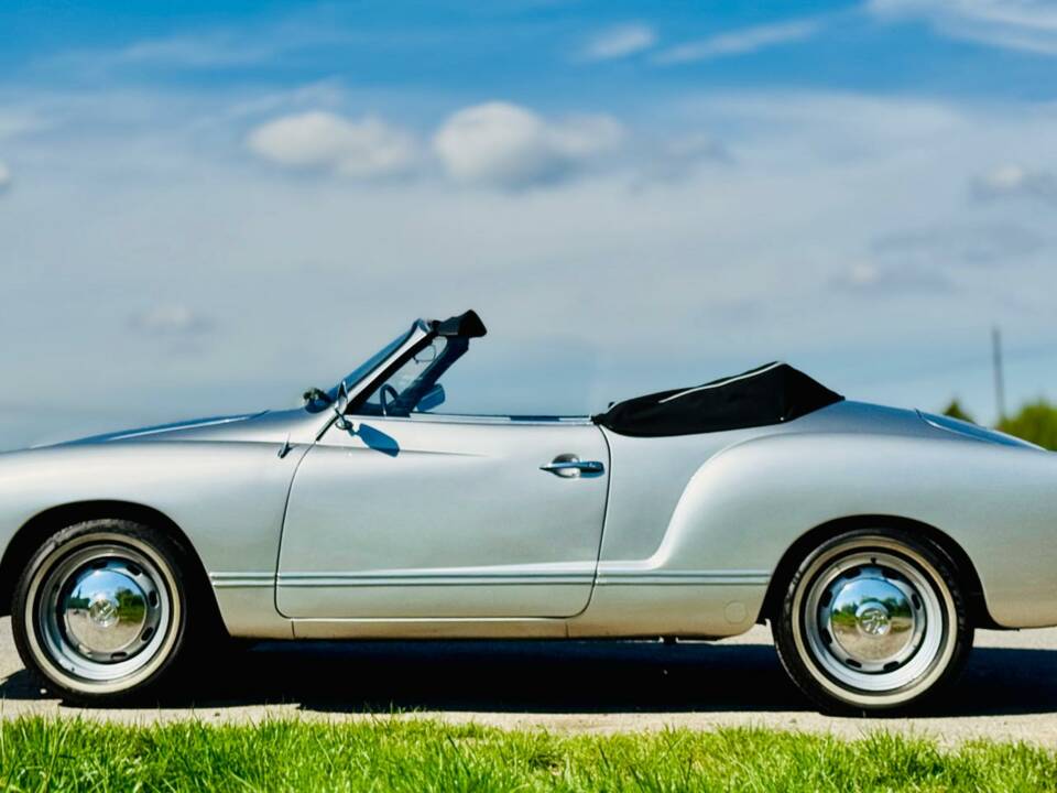 Image 3/7 of Volkswagen Karmann Ghia 1600 (1973)